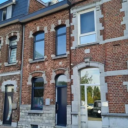 Jolie Maison Vue Meuse Au Centre De Vise