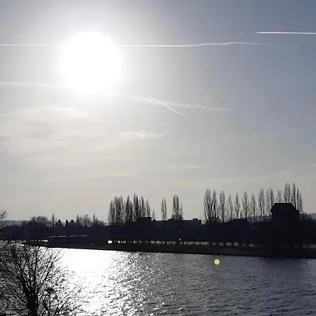アパート Jolie Maison Vue Meuse Au Centre De Vise